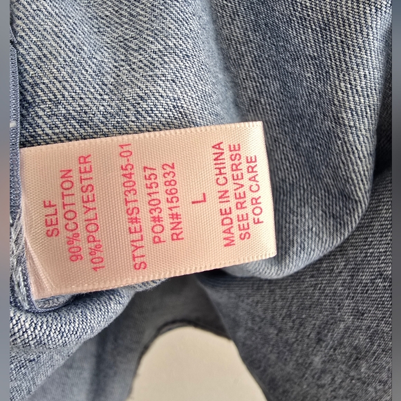 So Me NWT Light Wash Ruched Denim Tent Style Tank Top Size Large - Picture 11 of 11